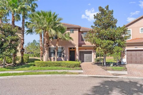Casa en venta en Davenport, Florida, 6 dormitorios, 316.24 m2 № 1518500 - foto 1