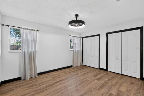 Villa ou maison à vendre à Edgewater, Floride: 4 chambres, 147.25 m2 № 2409873 - photo 14