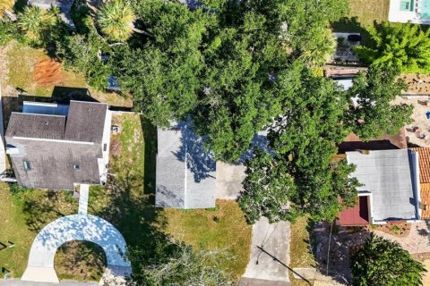Villa ou maison à vendre à Edgewater, Floride: 4 chambres, 147.25 m2 № 2409873 - photo 22