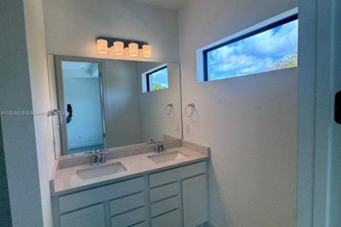 Townhouse in Plantation, Florida 3 bedrooms, 153.38 sq.m. № 1823759 - photo 25