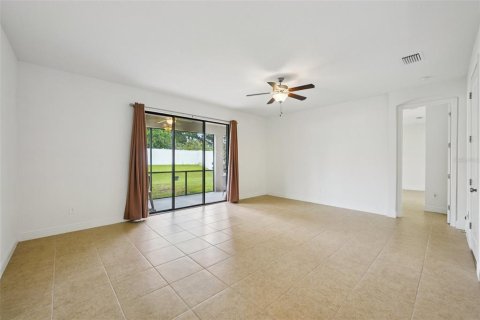 Casa en venta en Seffner, Florida, 3 dormitorios, 193.24 m2 № 1898415 - foto 9
