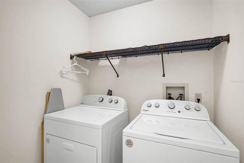 Copropriété à vendre à Sarasota, Floride: 2 chambres, 115.94 m2 № 2093558 - photo 19