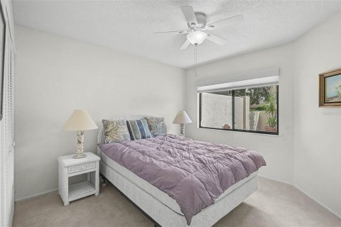 Copropriété à vendre à Sarasota, Floride: 2 chambres, 115.94 m2 № 2093558 - photo 17
