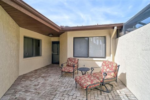 Copropriété à vendre à Sarasota, Floride: 2 chambres, 115.94 m2 № 2093558 - photo 2