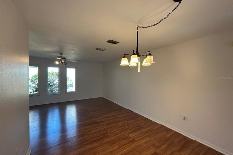 House in Port Charlotte, Florida 3 bedrooms, 161.93 sq.m. № 1537147 - photo 13