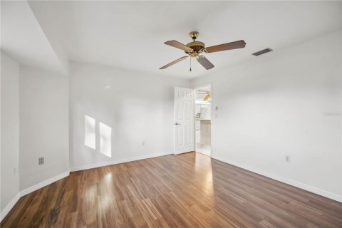 House in Port Charlotte, Florida 3 bedrooms, 161.93 sq.m. № 1537147 - photo 16