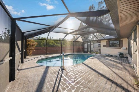 House in Port Charlotte, Florida 3 bedrooms, 161.93 sq.m. № 1537147 - photo 30