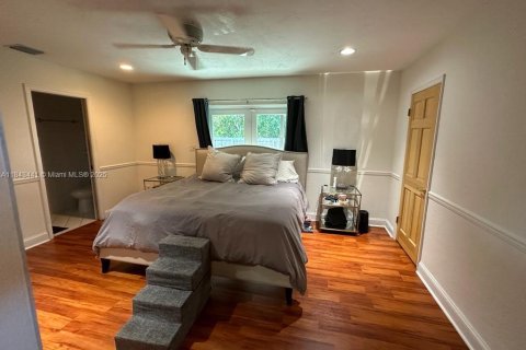 Villa ou maison à vendre à Miami, Floride: 5 chambres, 295.43 m2 № 2035306 - photo 25