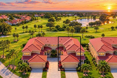 Condo à Punta Gorda, Floride, 3 chambres  № 2435120