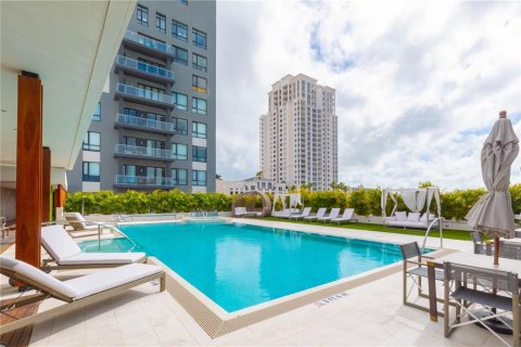 Condominio en alquiler en Clearwater, Florida, 2 dormitorios, 110.27 m2 № 2222067 - foto 3