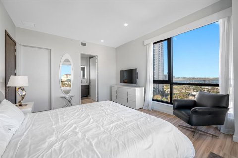 Condominio en alquiler en Clearwater, Florida, 2 dormitorios, 110.27 m2 № 2222067 - foto 17