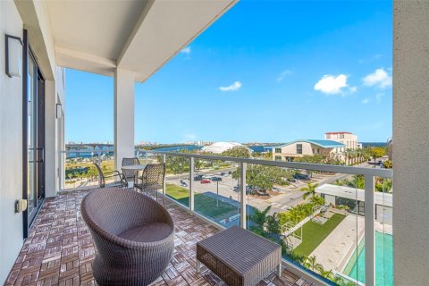 Condominio en alquiler en Clearwater, Florida, 2 dormitorios, 110.27 m2 № 2222067 - foto 28