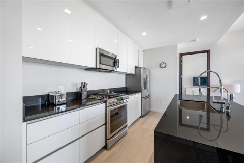 Condominio en alquiler en Clearwater, Florida, 2 dormitorios, 110.27 m2 № 2222067 - foto 8
