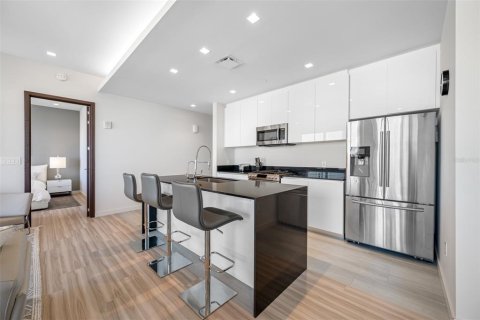 Condominio en alquiler en Clearwater, Florida, 2 dormitorios, 110.27 m2 № 2222067 - foto 11