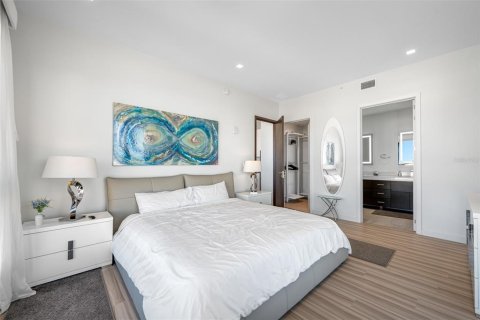 Condominio en alquiler en Clearwater, Florida, 2 dormitorios, 110.27 m2 № 2222067 - foto 15