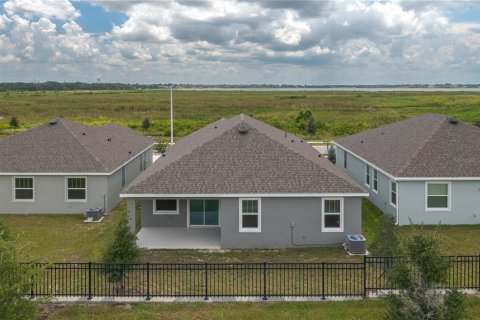 Villa ou maison à vendre à Lake Alfred, Floride: 3 chambres, 179.77 m2 № 1866970 - photo 2