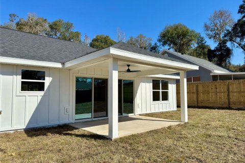 House in Belleview, Florida 3 bedrooms, 147.25 sq.m. № 1539436 - photo 9