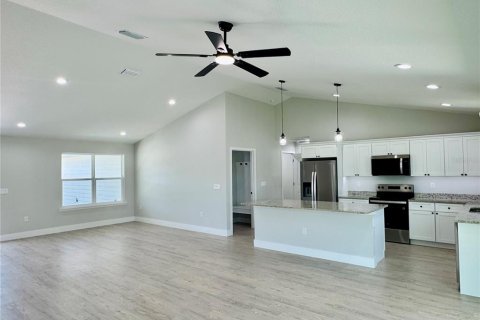 House in Belleview, Florida 3 bedrooms, 147.25 sq.m. № 1539436 - photo 23
