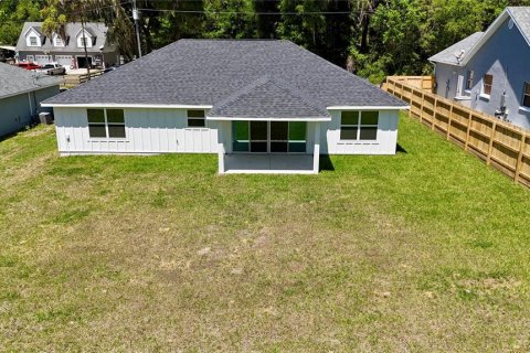 House in Belleview, Florida 3 bedrooms, 147.25 sq.m. № 1539436 - photo 2