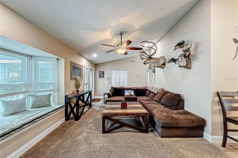 House in Wellington, Florida 4 bedrooms, 204.38 sq.m. № 1881403 - photo 12