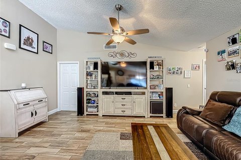 House in Wellington, Florida 4 bedrooms, 204.38 sq.m. № 1881403 - photo 24