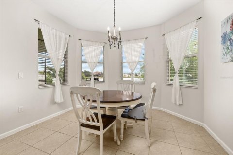 House in Kissimmee, Florida 4 bedrooms, 209.12 sq.m. № 1810515 - photo 30