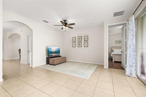 House in Kissimmee, Florida 4 bedrooms, 209.12 sq.m. № 1810515 - photo 23