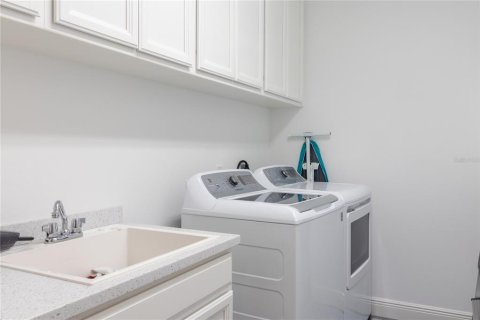 Copropriété à vendre à Bradenton, Floride: 2 chambres, 130.06 m2 № 2415028 - photo 30