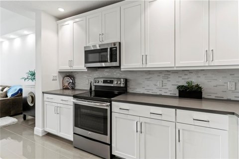 Copropriété à vendre à Bradenton, Floride: 2 chambres, 130.06 m2 № 2415028 - photo 13