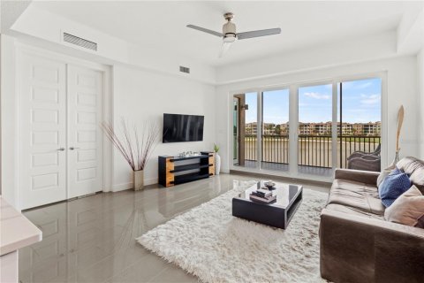 Copropriété à vendre à Bradenton, Floride: 2 chambres, 130.06 m2 № 2415028 - photo 25