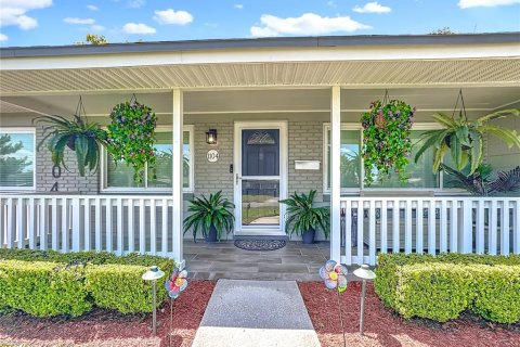 Casa en venta en Orlando, Florida, 3 dormitorios, 142.79 m2 № 1900138 - foto 3
