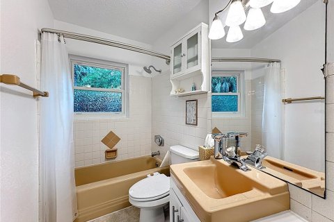 Casa en venta en Orlando, Florida, 3 dormitorios, 142.79 m2 № 1900138 - foto 19