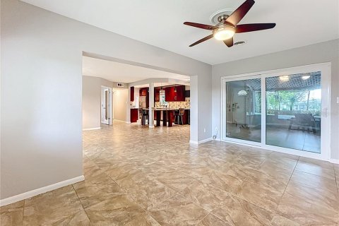 Casa en venta en Orlando, Florida, 3 dormitorios, 142.79 m2 № 1900138 - foto 10