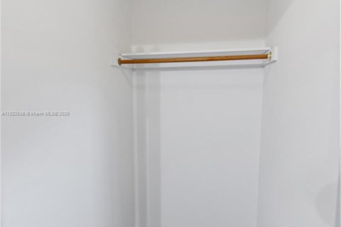 House in Orlando, Florida 4 bedrooms № 1938313 - photo 26