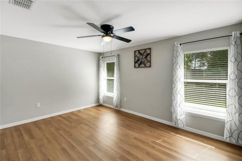 Casa en venta en Umatilla, Florida, 3 dormitorios, 116.78 m2 № 1915237 - foto 16