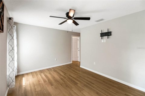 Casa en venta en Umatilla, Florida, 3 dormitorios, 116.78 m2 № 1915237 - foto 17