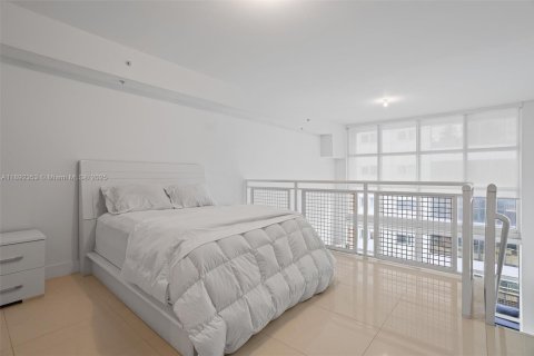 Copropriété à louer à Miami, Floride: 1 chambre, 90.86 m2 № 1945809 - photo 13