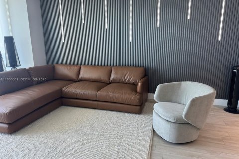 Condominio en alquiler en Miami, Florida, 2 dormitorios, 101.73 m2 № 1992161 - foto 15