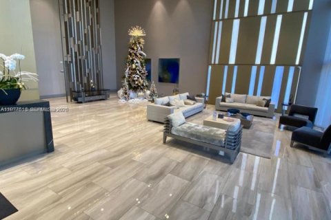 Condo in Doral, Florida, 1 bedroom  № 2041111 - photo 14