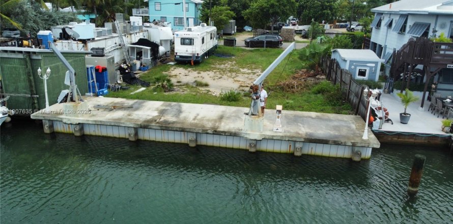 Terrain à Marathon, Floride № 1963932