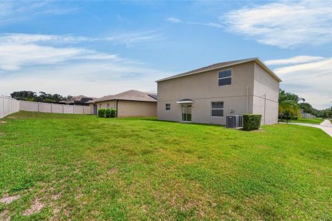 Villa ou maison à vendre à Dover, Floride: 4 chambres, 242.66 m2 № 2280558 - photo 11