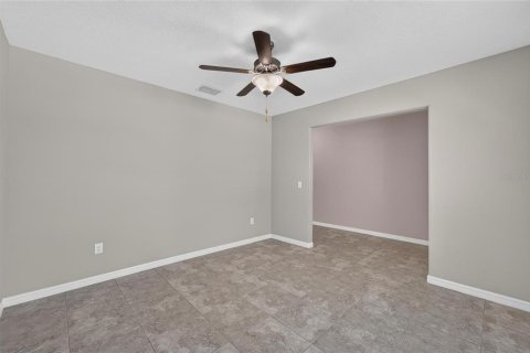 Villa ou maison à vendre à Dover, Floride: 4 chambres, 242.66 m2 № 2280558 - photo 19