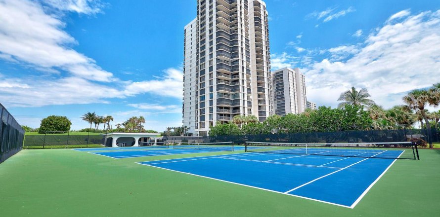Condo à Riviera Beach, Floride, 3 chambres  № 1224659