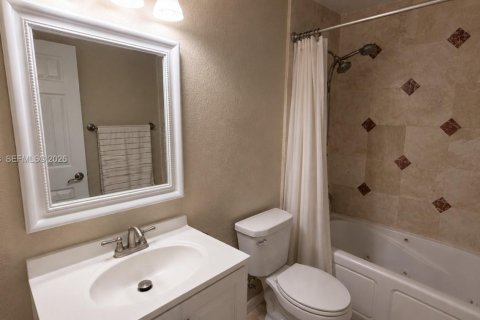 Casa en venta en Hollywood, Florida, 3 dormitorios, 149.94 m2 № 2173387 - foto 13