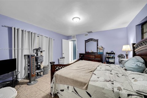 Купить виллу или дом в Мирамар, Флорида 3 спальни, 131.55м2, № 2041071 - фото 25