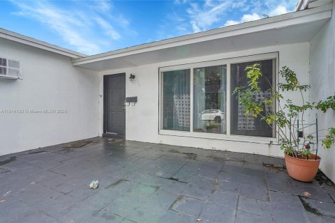 Купить виллу или дом в Мирамар, Флорида 3 спальни, 131.55м2, № 2041071 - фото 5