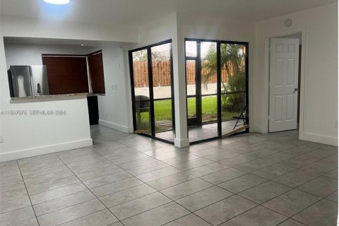 Купить кондоминиум в Хомстед, Флорида 2 спальни, 89.19м2, № 2054696 - фото 18