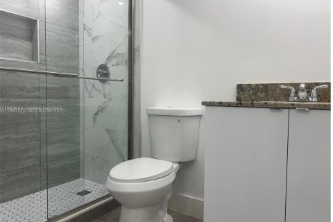 Купить кондоминиум в Хомстед, Флорида 2 спальни, 89.19м2, № 2054696 - фото 6