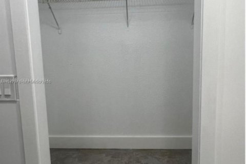 Купить кондоминиум в Хомстед, Флорида 2 спальни, 89.19м2, № 2054696 - фото 10