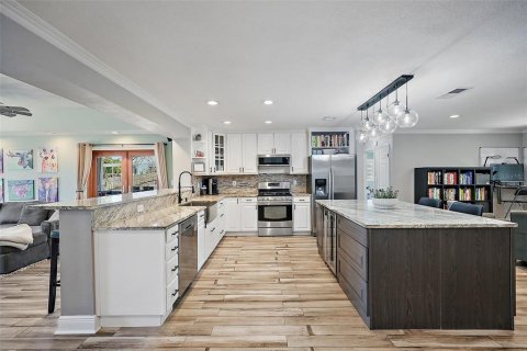 Casa en venta en Saint Petersburg, Florida, 3 dormitorios, 170.01 m2 № 1615127 - foto 5